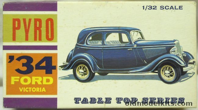 Pyro 1/32 1934 Ford Victoria Coupe, C305-60 plastic model kit